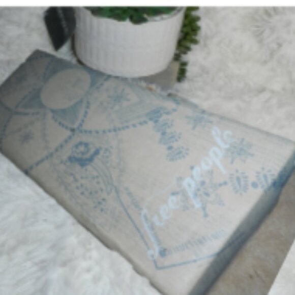 Free People Bella Caia Crochet Sandal 8.5 HOST PICK🎈🎉🥳BNIB🆕FAST SHIPPED⚡🚚 - Picture 11 of 16